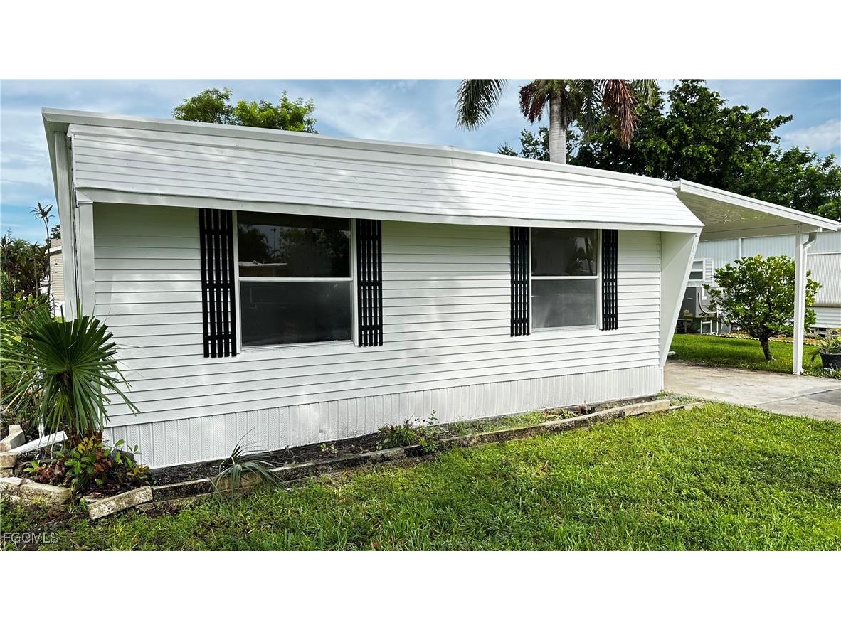 91 Twin Palms Drive Naples FL 34114 2025009678 image1