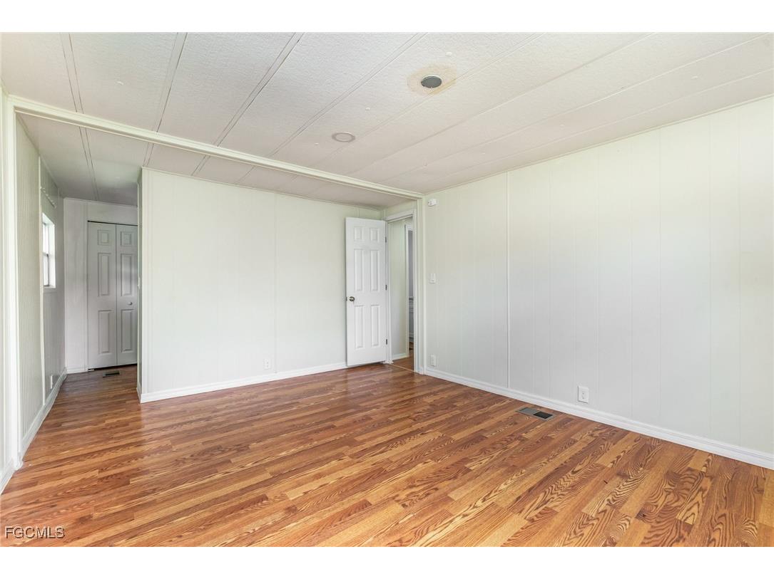 91 Twin Palms Drive Naples FL 34114 2025009678 image14