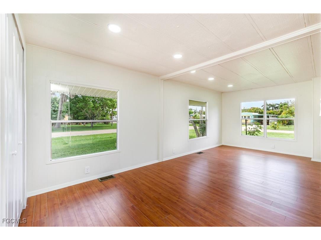 91 Twin Palms Drive Naples FL 34114 2025009678 image22