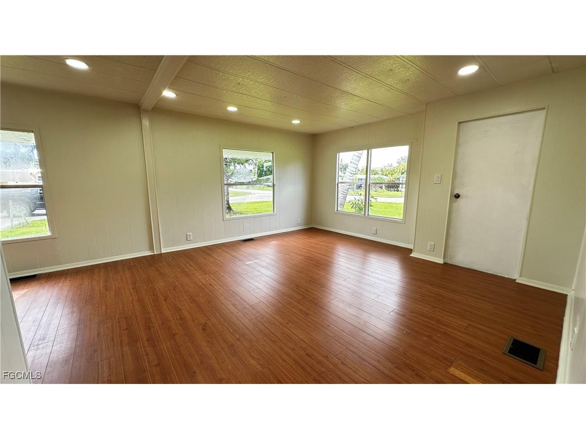 91 Twin Palms Drive Naples FL 34114 2025009678 image9