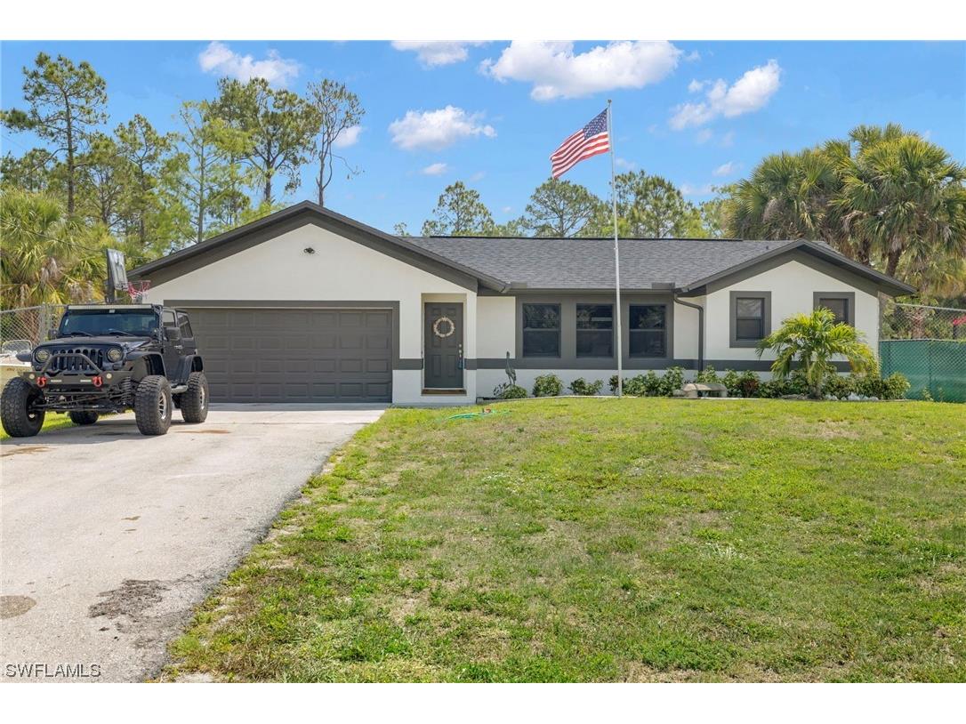 910 13th Street SW Naples FL 34117 223030461 image1