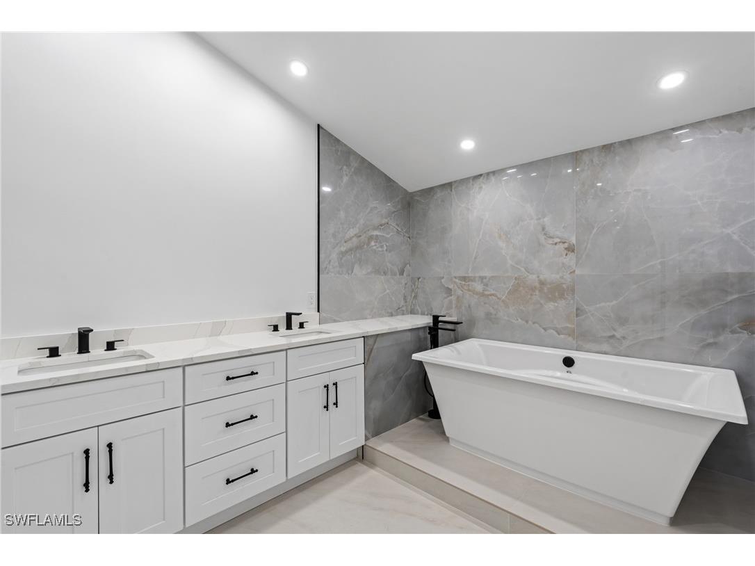 910 3rd Street Fort Myers Beach FL 33931 225064175 image43