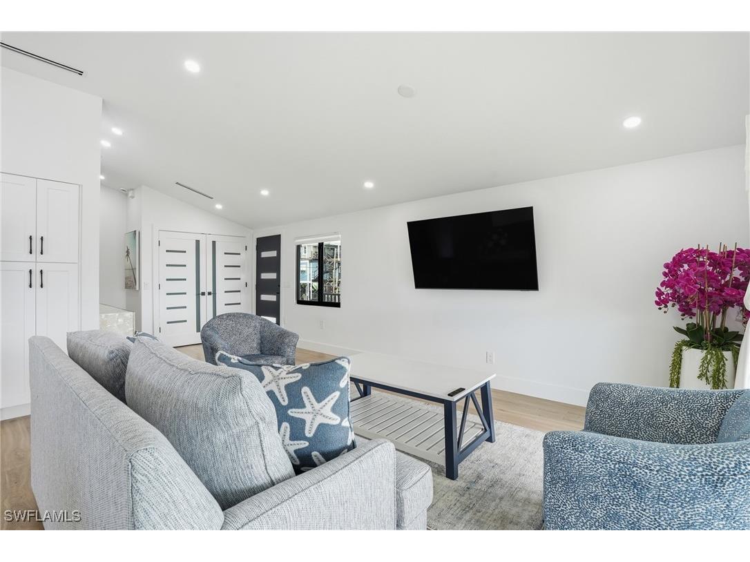 910 3rd Street Fort Myers Beach FL 33931 226004501 image11