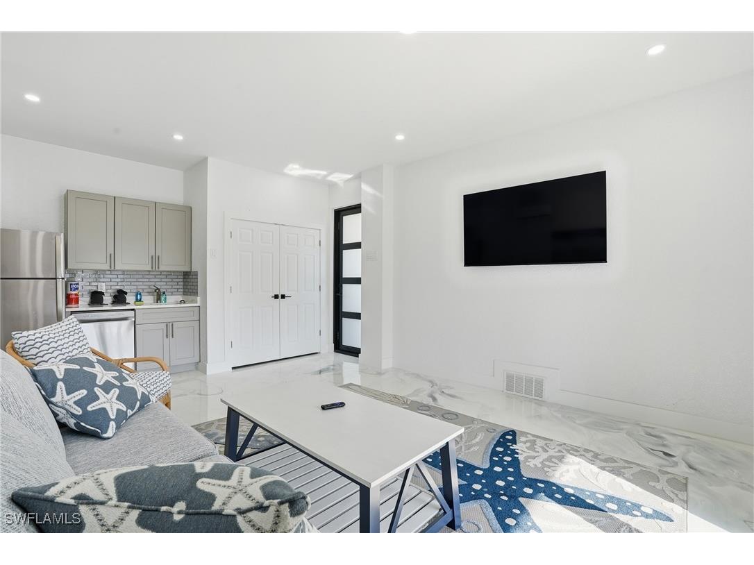 910 3rd Street Fort Myers Beach FL 33931 226004501 image22