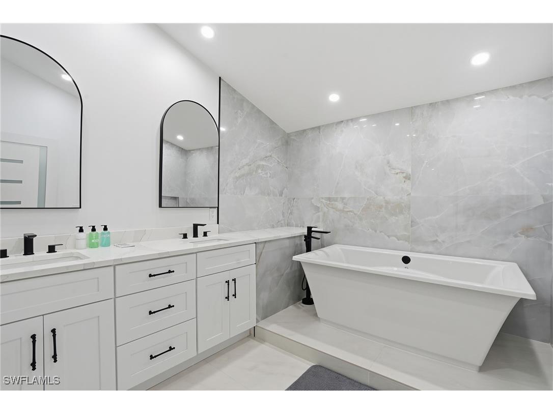 910 3rd Street Fort Myers Beach FL 33931 226004501 image25