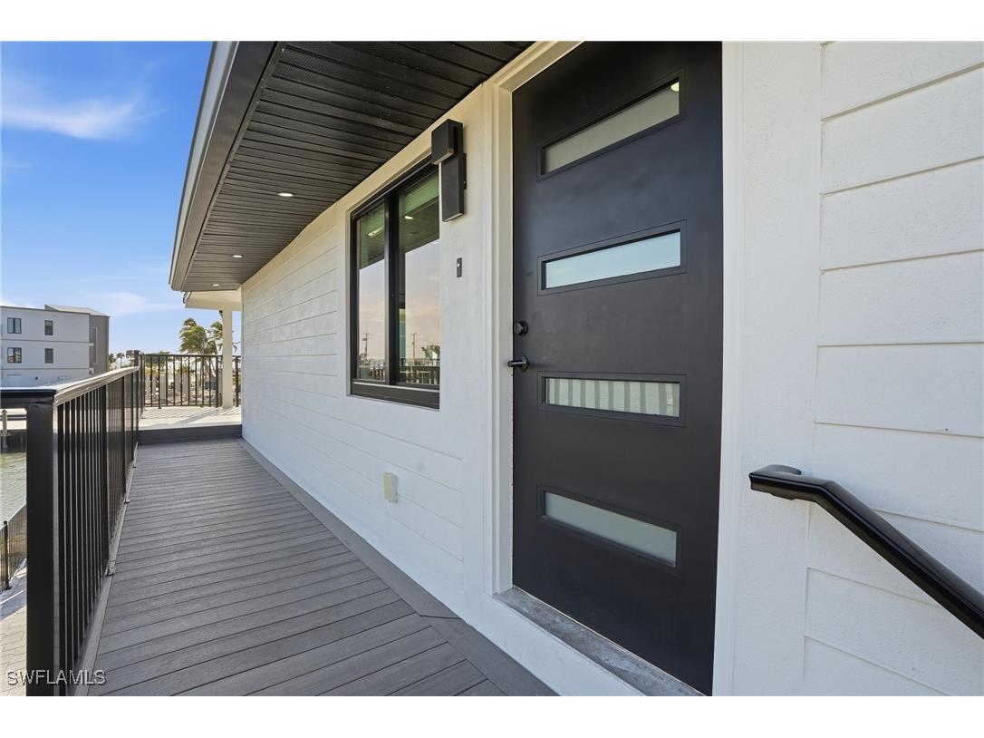 910 3rd Street Fort Myers Beach FL 33931 226004501 image7
