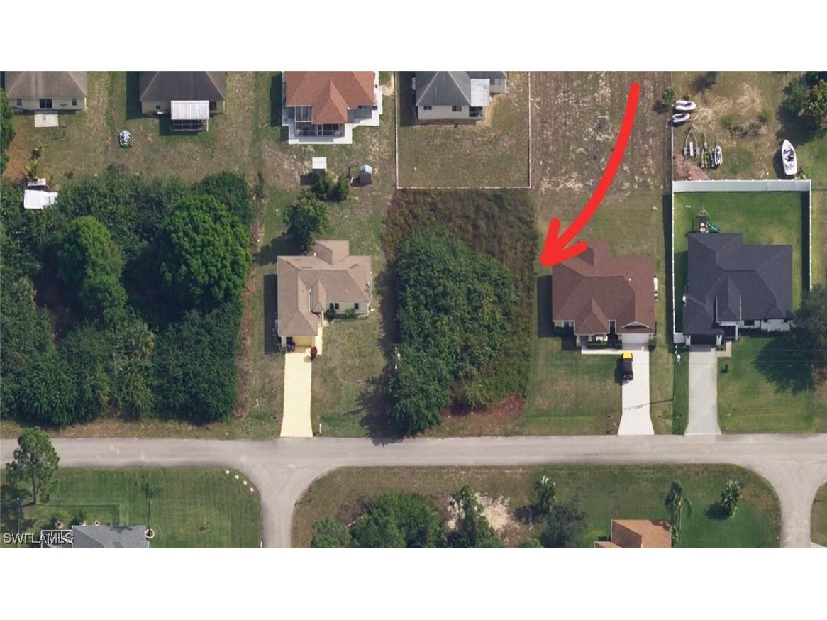 910 Atherton Avenue Lehigh Acres FL 33971 223083184 image1