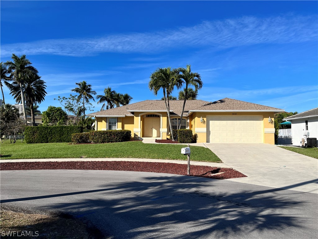 910 Dolphin Court Marco Island FL 34145 223000959 image1