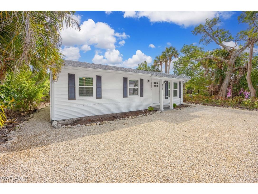 910 Fitzhugh Street Sanibel FL 33957 225031109 image4