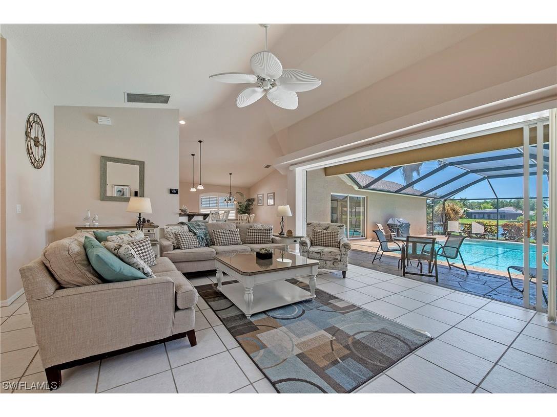 910 Marble Drive Naples FL 34104 223037366 image1