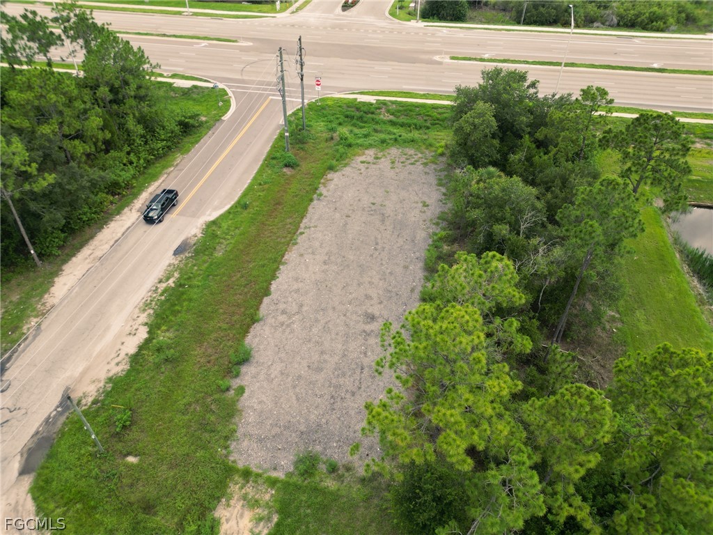 910 Meadow Road Lehigh Acres FL 33973 2026012424 image1