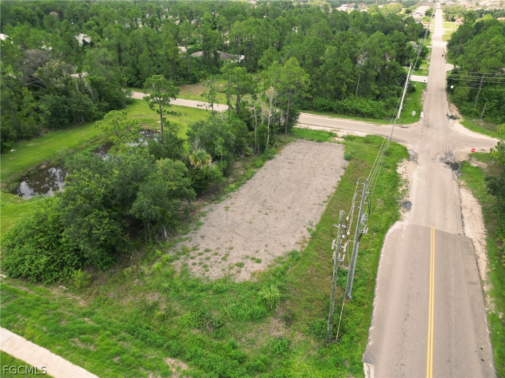 910 Meadow Road Lehigh Acres FL 33973 2026012424 image10