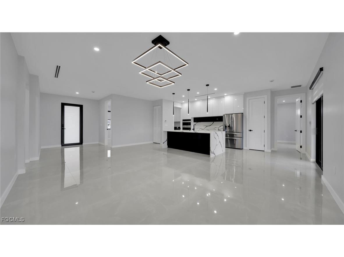 910 NW 36th Place Cape Coral FL 33993 2025023991 image10