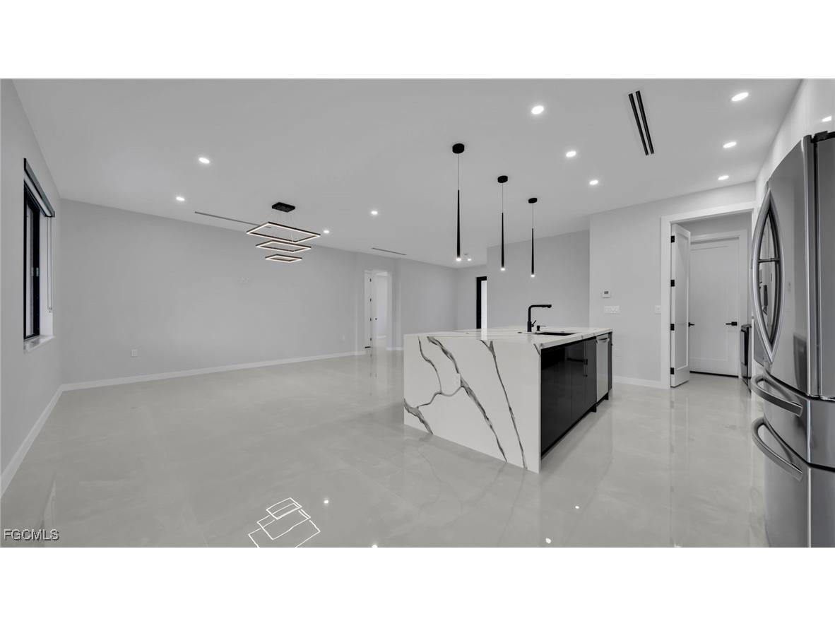 910 NW 36th Place Cape Coral FL 33993 2025023991 image12