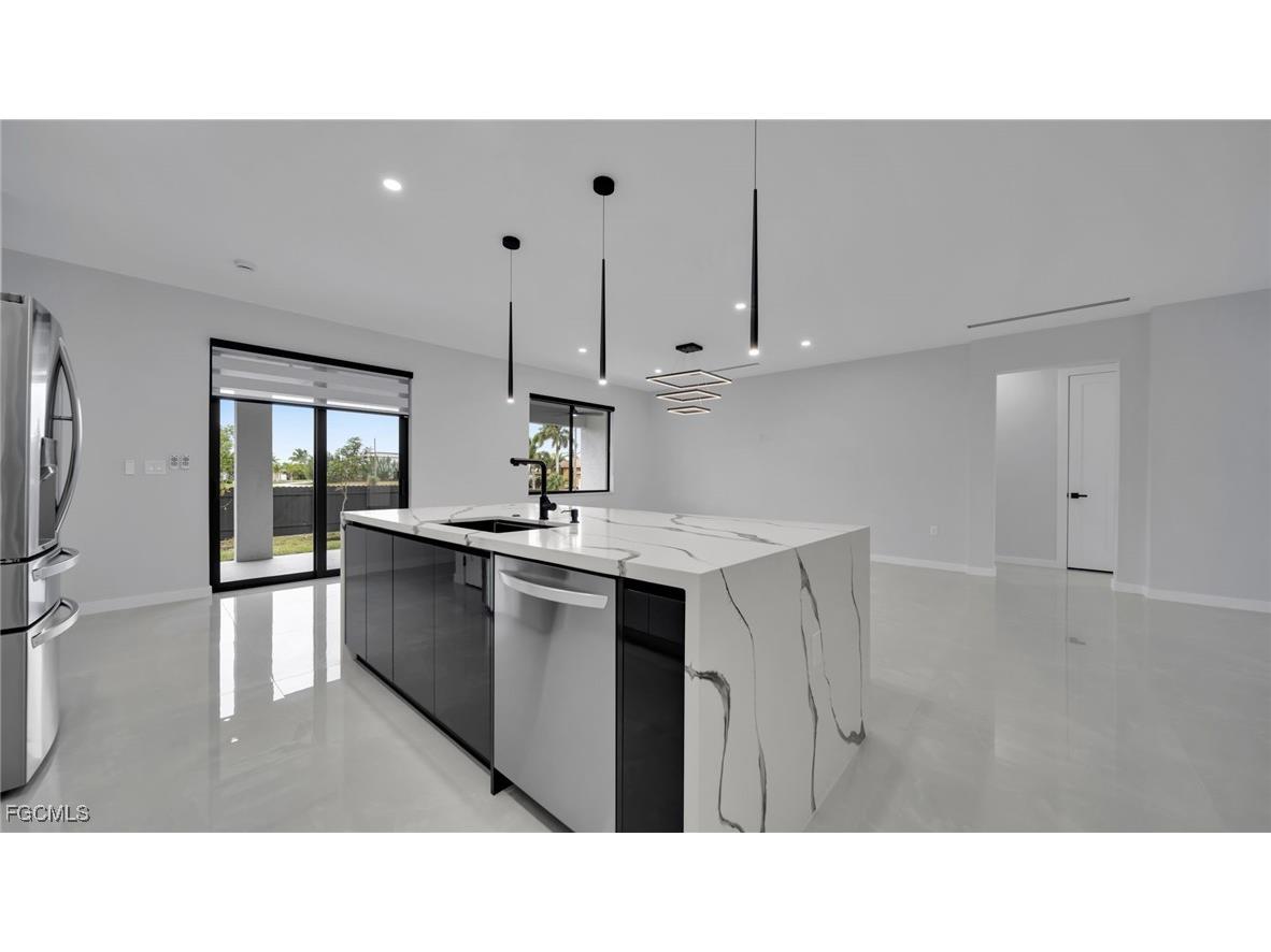 910 NW 36th Place Cape Coral FL 33993 2025023991 image13