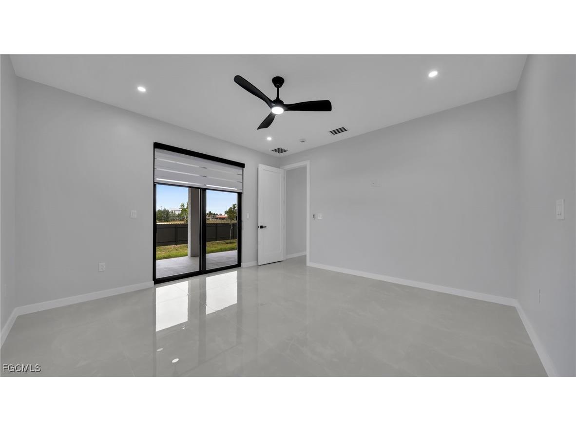 910 NW 36th Place Cape Coral FL 33993 2025023991 image21