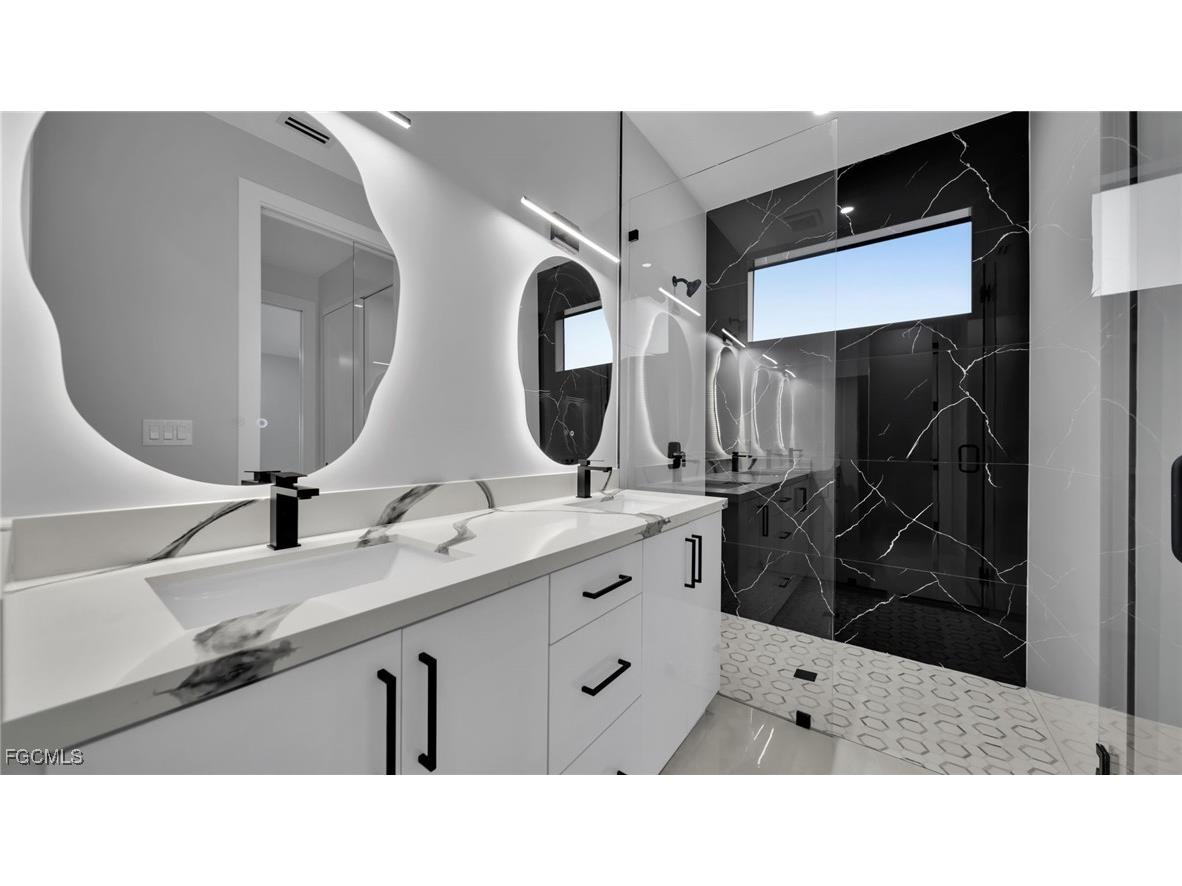 910 NW 36th Place Cape Coral FL 33993 2025023991 image26