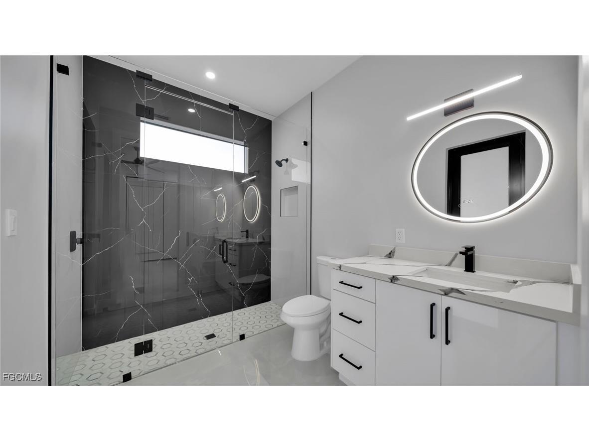 910 NW 36th Place Cape Coral FL 33993 2025023991 image33