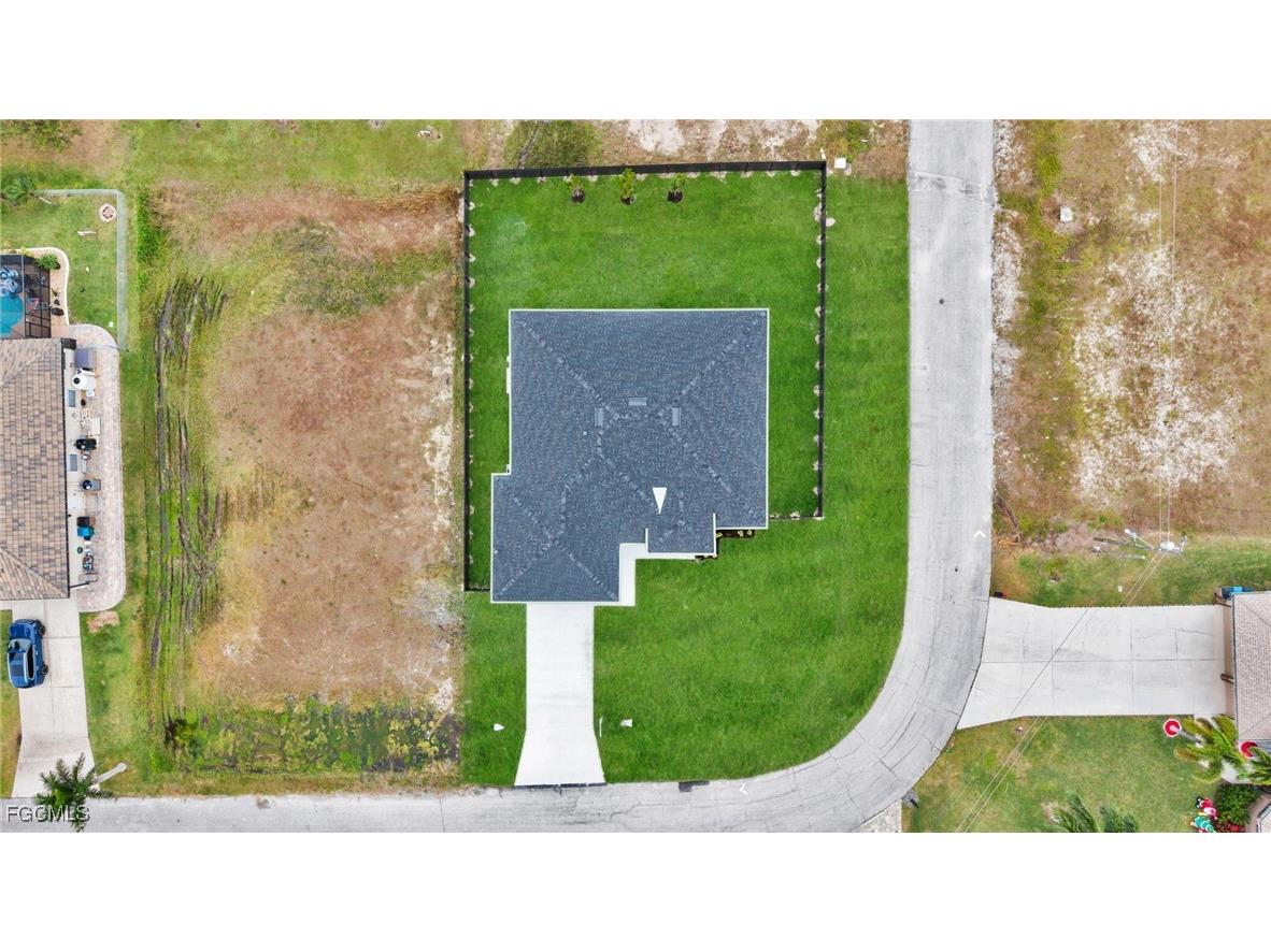 910 NW 36th Place Cape Coral FL 33993 2025023991 image46