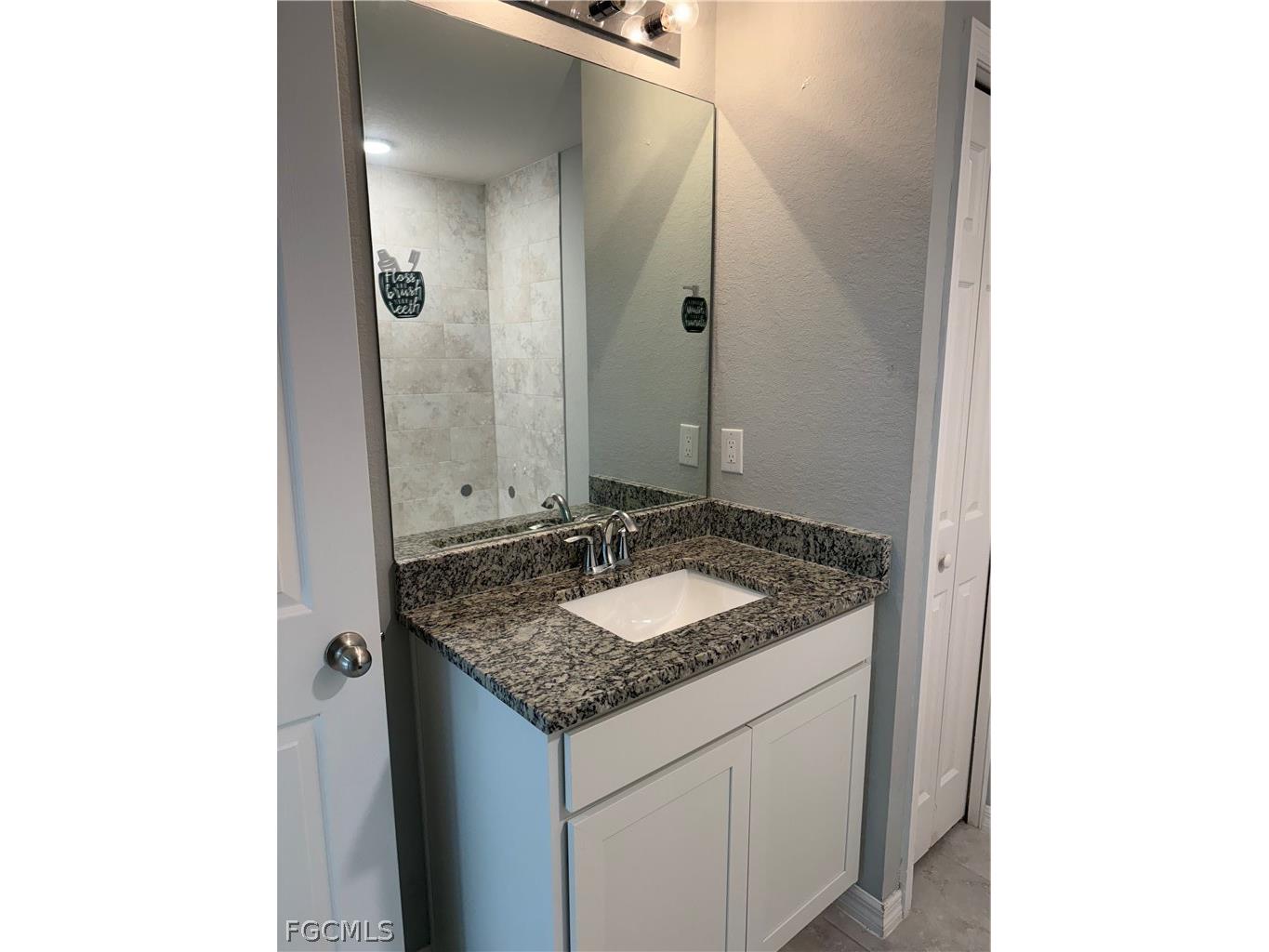 910 NW 8th Terrace Cape Coral FL 33993 2026008461 image11
