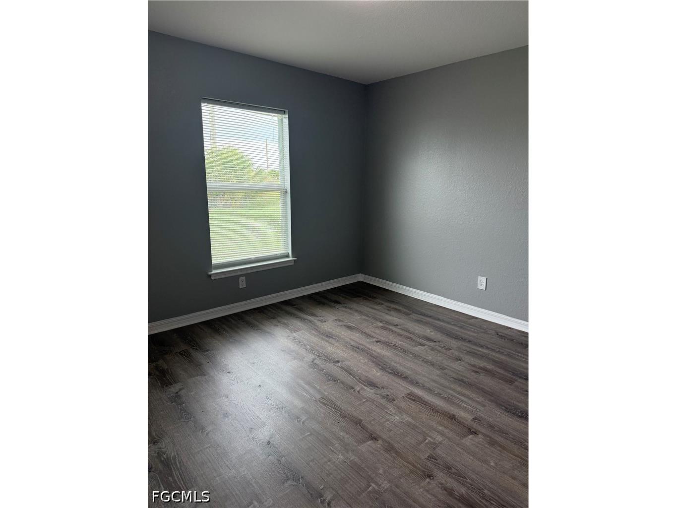 910 NW 8th Terrace Cape Coral FL 33993 2026008461 image22