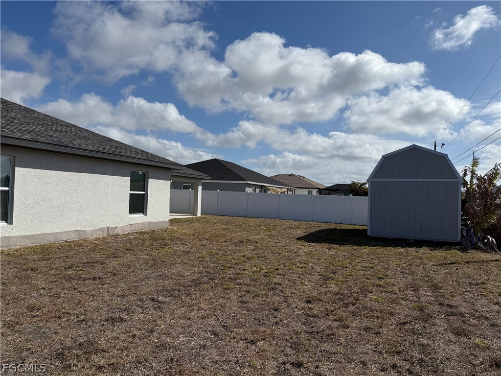 910 NW 8th Terrace Cape Coral FL 33993 2026008461 image5