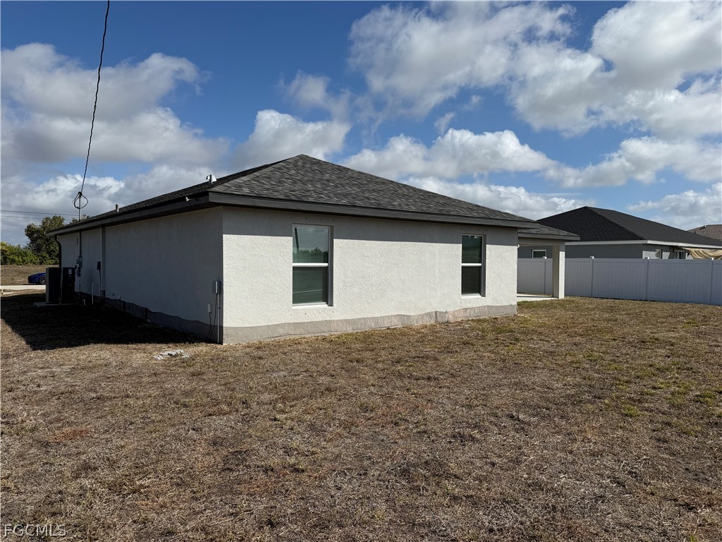 910 NW 8th Terrace Cape Coral FL 33993 2026008461 image6
