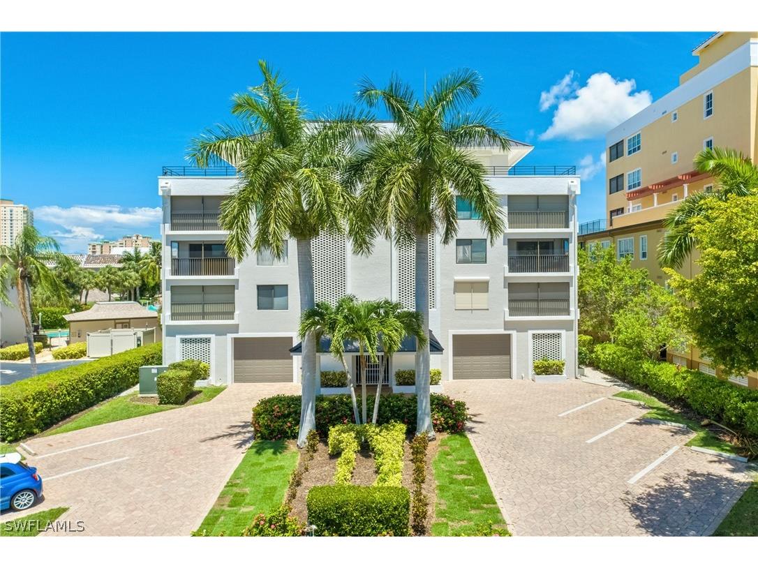 910 Panama Court #302 Marco Island FL 34145 222039359 image1