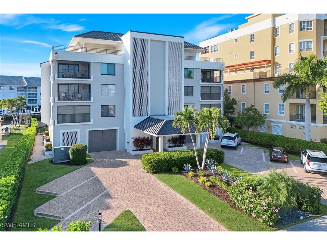 910 Panama Court #402 Marco Island FL 34145 225084537 image2