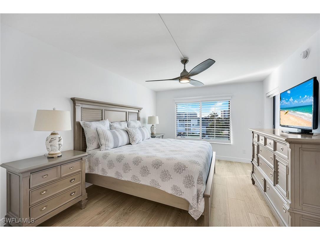 910 Panama Court #402 Marco Island FL 34145 225084537 image20