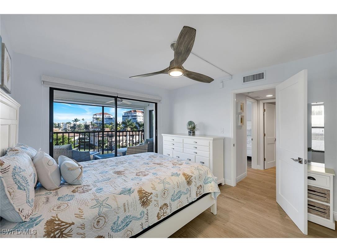 910 Panama Court #402 Marco Island FL 34145 225084537 image25