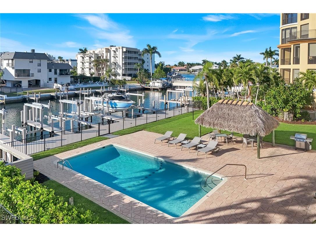910 Panama Court #402 Marco Island FL 34145 225084537 image4