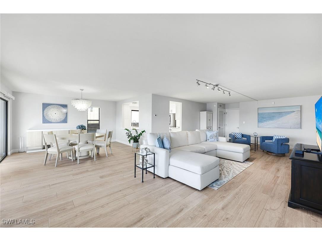 910 Panama Court #402 Marco Island FL 34145 225084537 image8