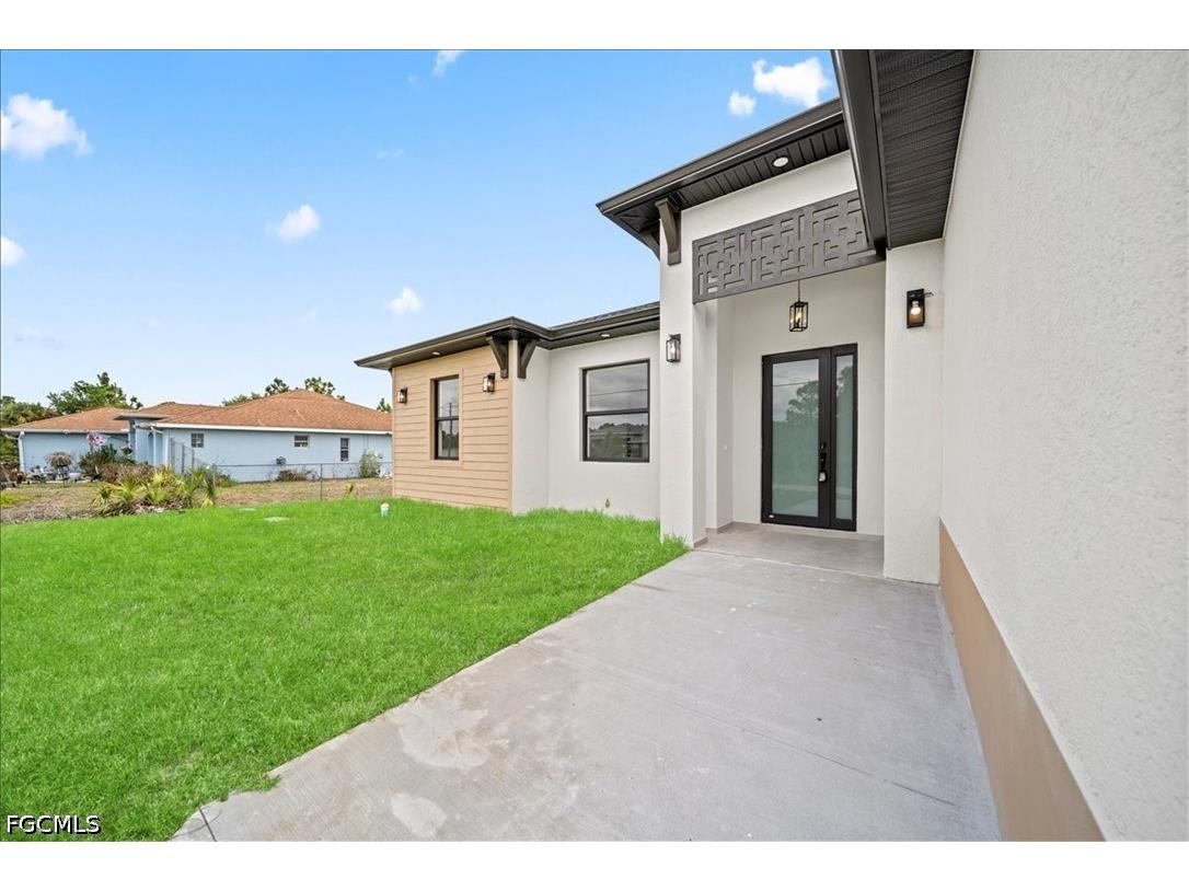 910 Plumosa Avenue Lehigh Acres FL 33972 2025025842 image46