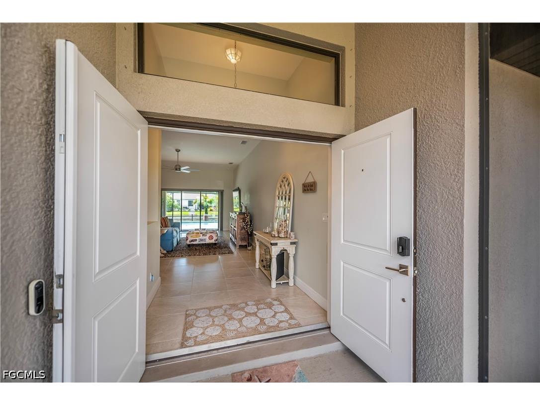910 SW 12th Terrace Cape Coral FL 33991 2026015443 image12