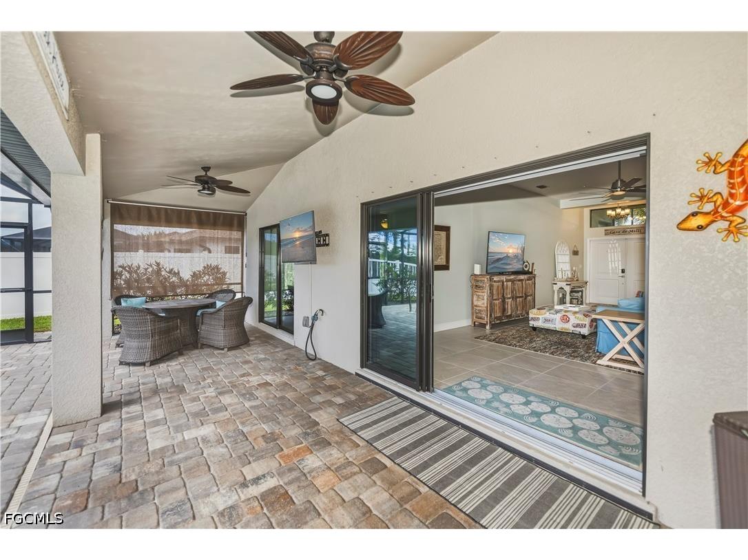 910 SW 12th Terrace Cape Coral FL 33991 2026015443 image34