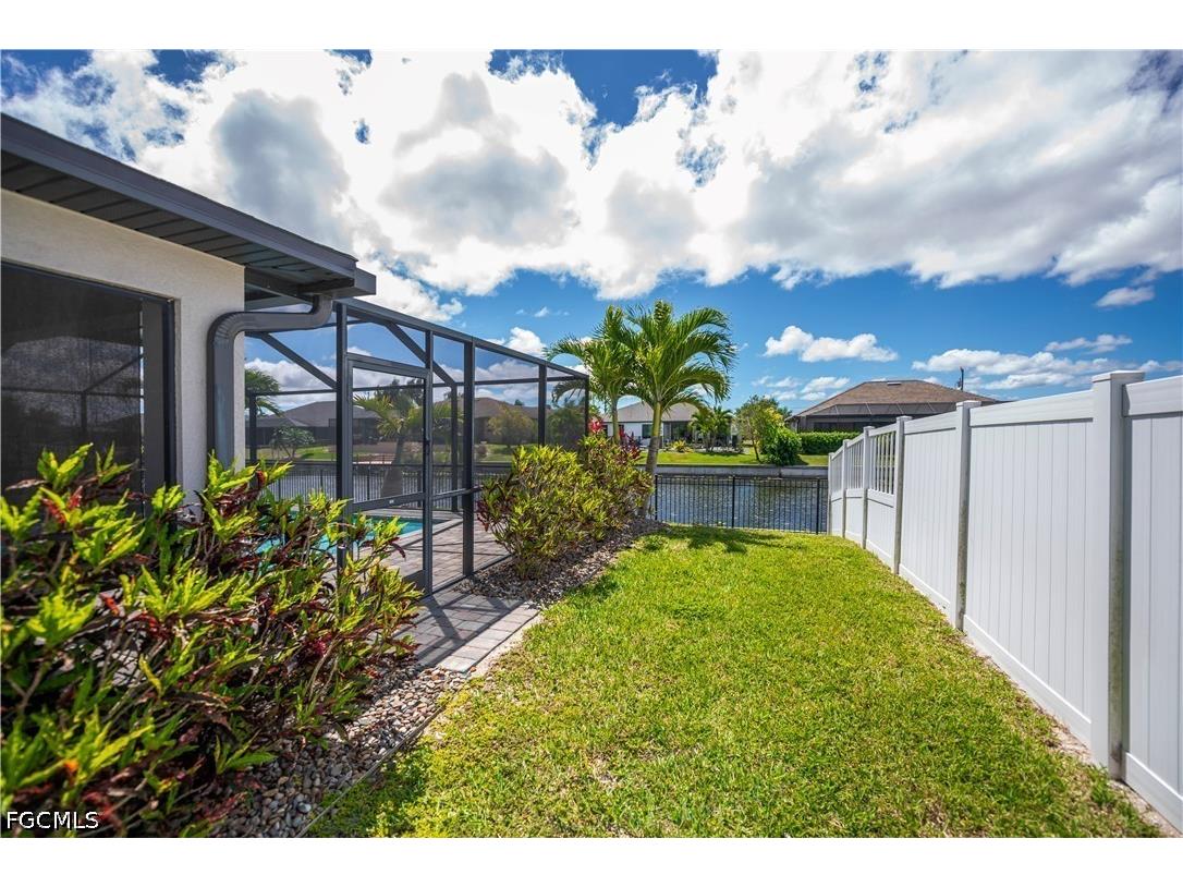 910 SW 12th Terrace Cape Coral FL 33991 2026015443 image41