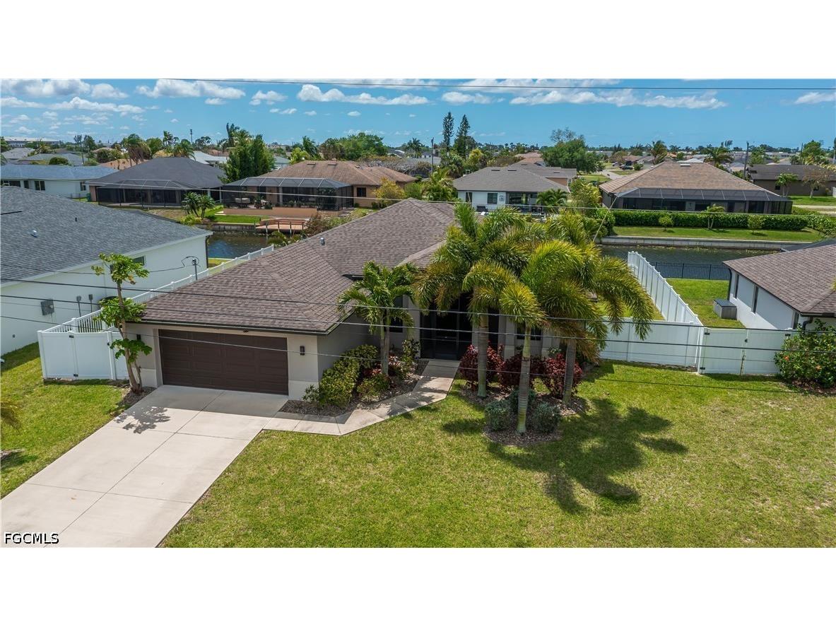 910 SW 12th Terrace Cape Coral FL 33991 2026015443 image8