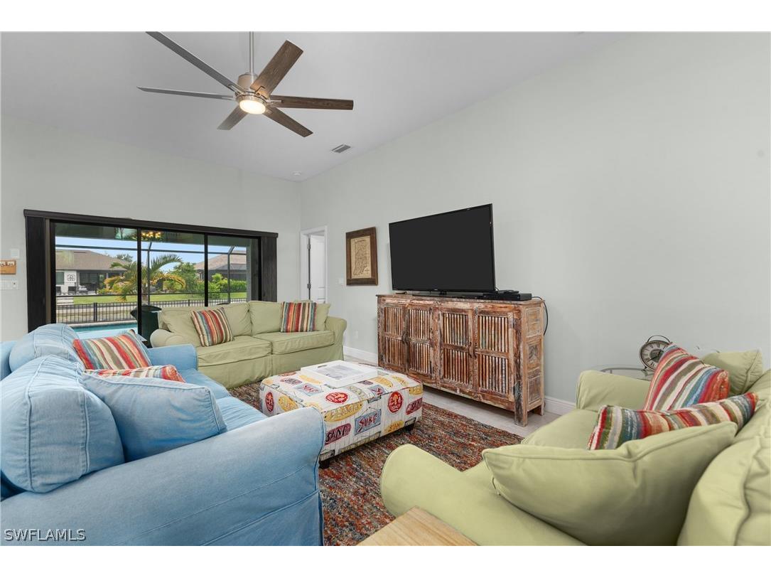 910 SW 12th Terrace Cape Coral FL 33991 224054158 image10