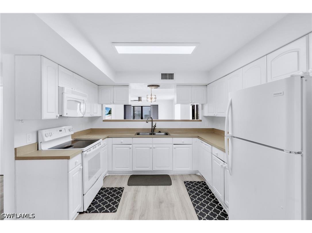 910 Vanderbilt Beach Road #315 Naples FL 34108 226020160 image8
