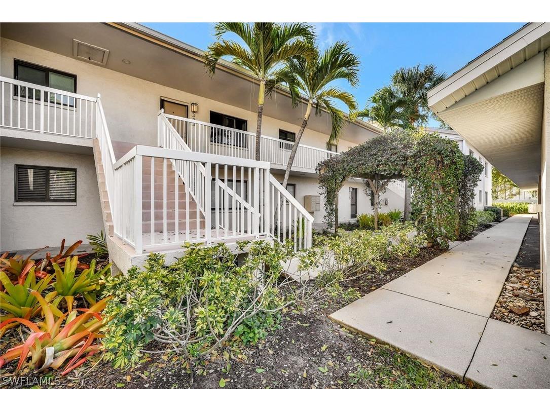910 Vanderbilt Beach Road #325W Naples FL 34108 226006470 image1