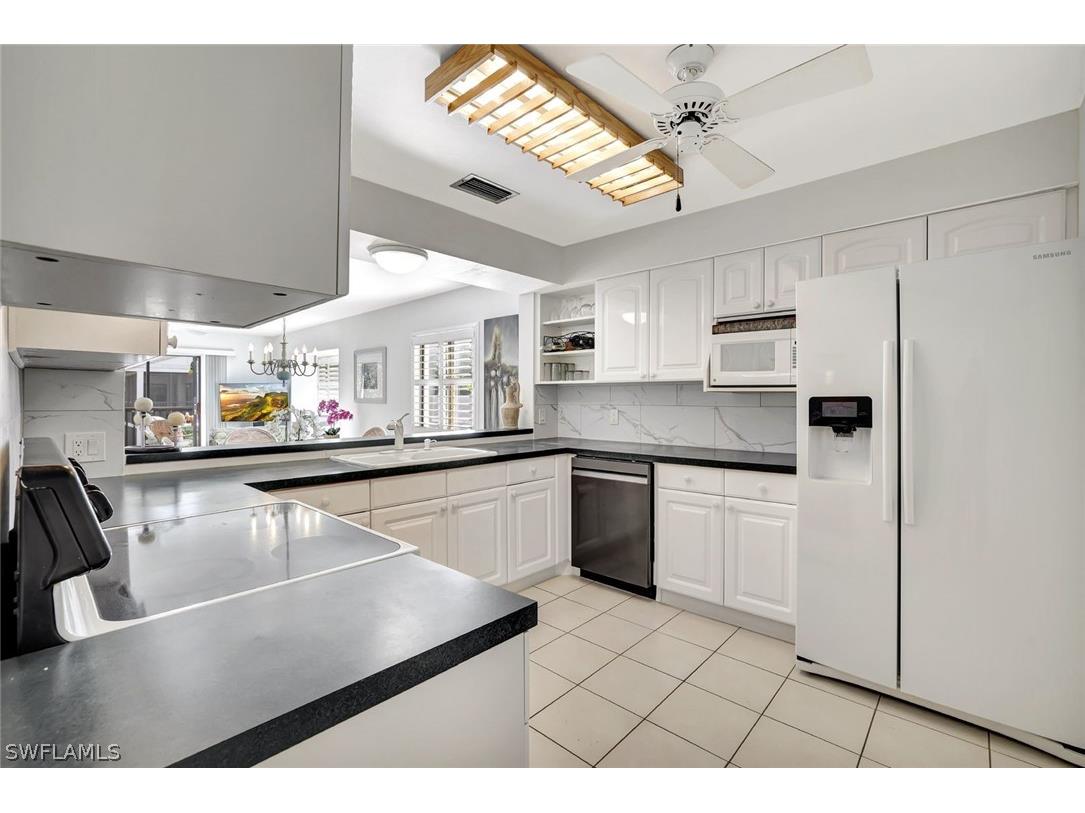 910 Vanderbilt Beach Road #325W Naples FL 34108 226006470 image9