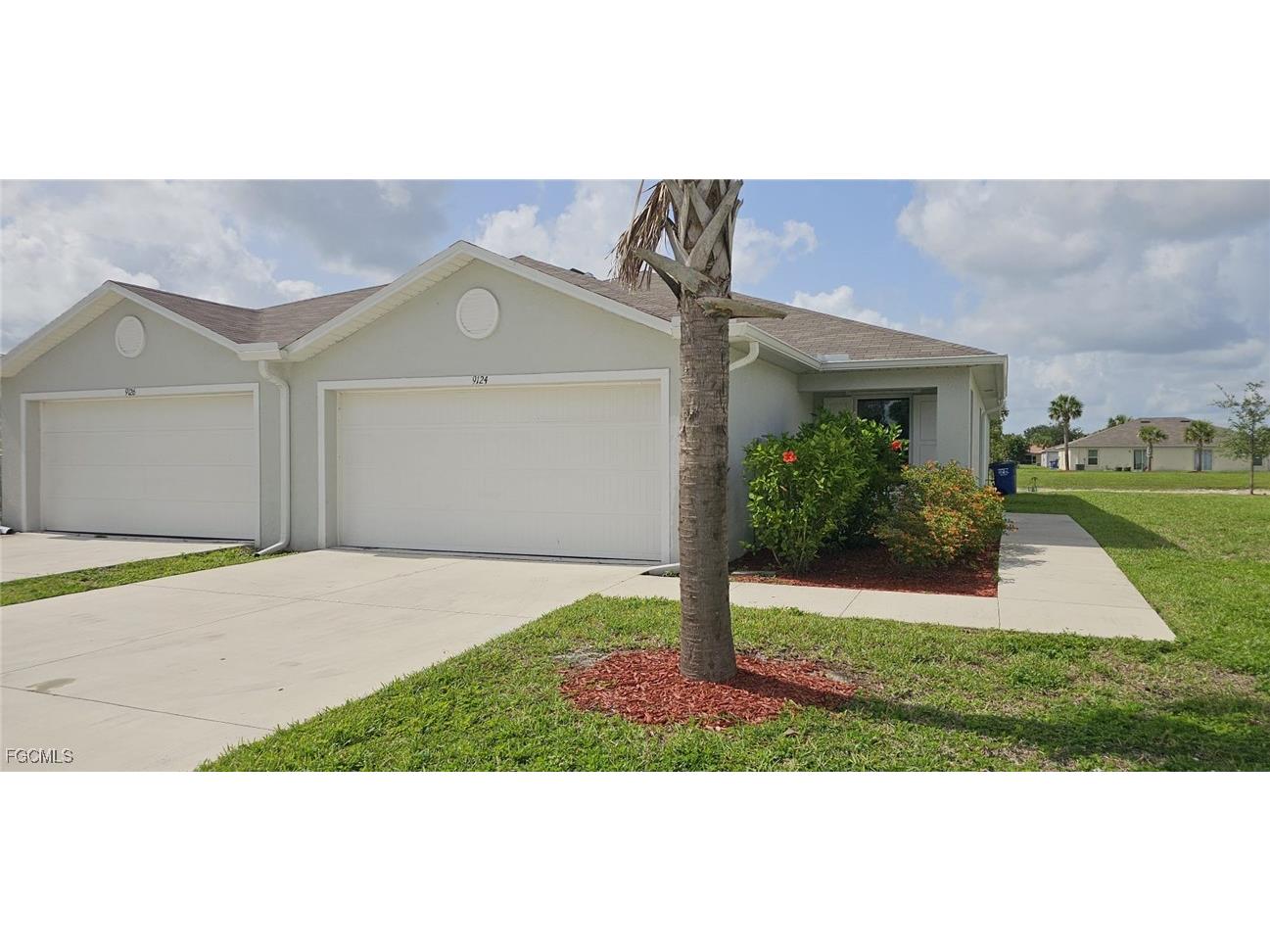 9100 Aegean Circle Lehigh Acres FL 33936 2025017425 image1