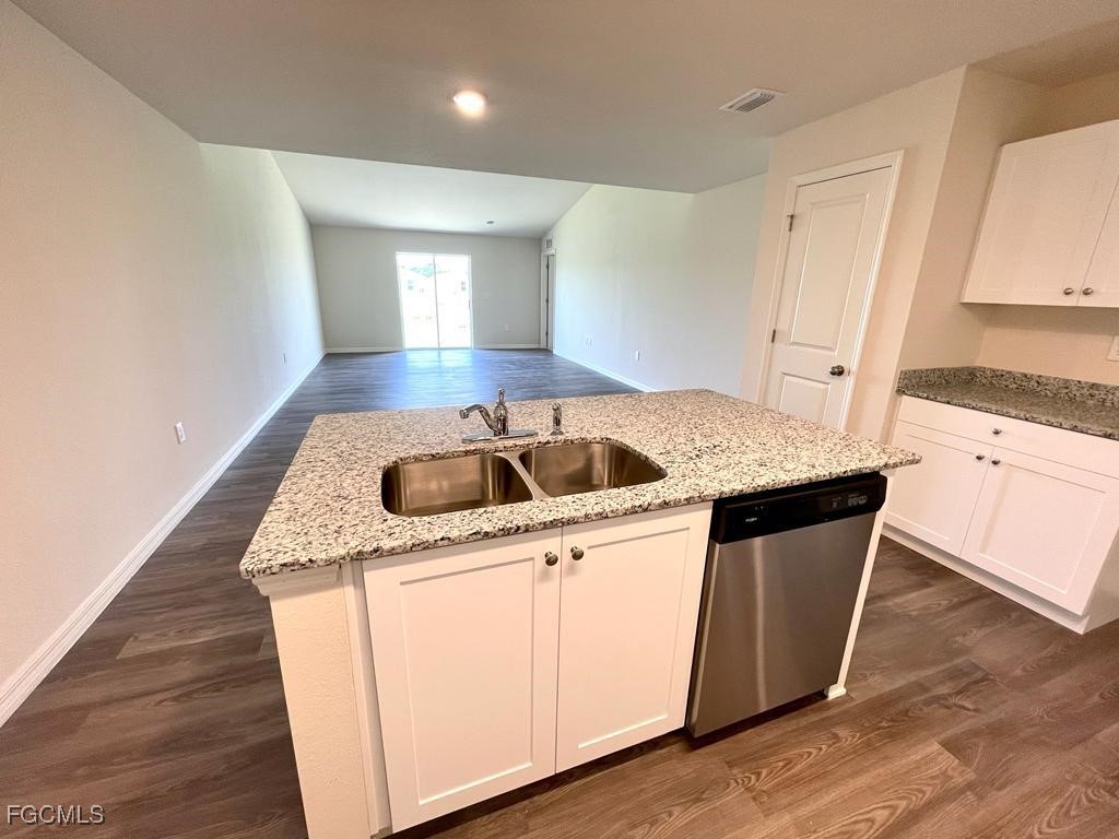 9100 Aegean Circle Lehigh Acres FL 33936 2025017425 image3