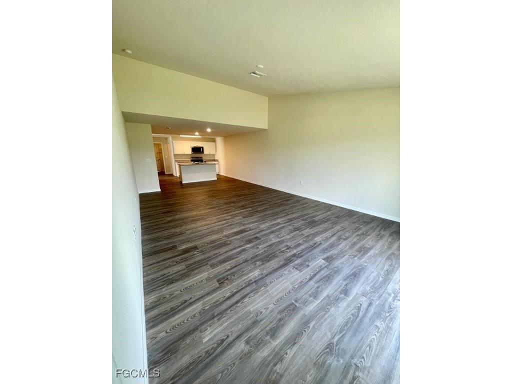 9100 Aegean Circle Lehigh Acres FL 33936 2025017425 image4