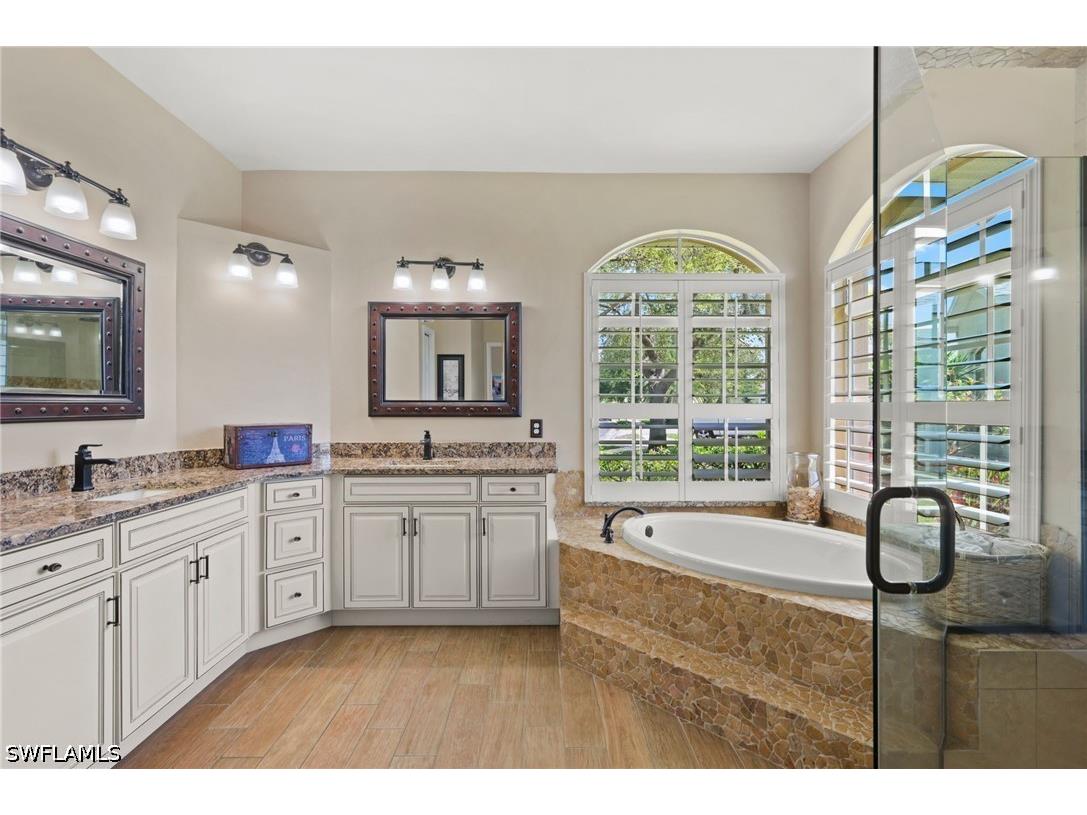 9100 Kings Cove Court Fort Myers FL 33967 226012546 image22