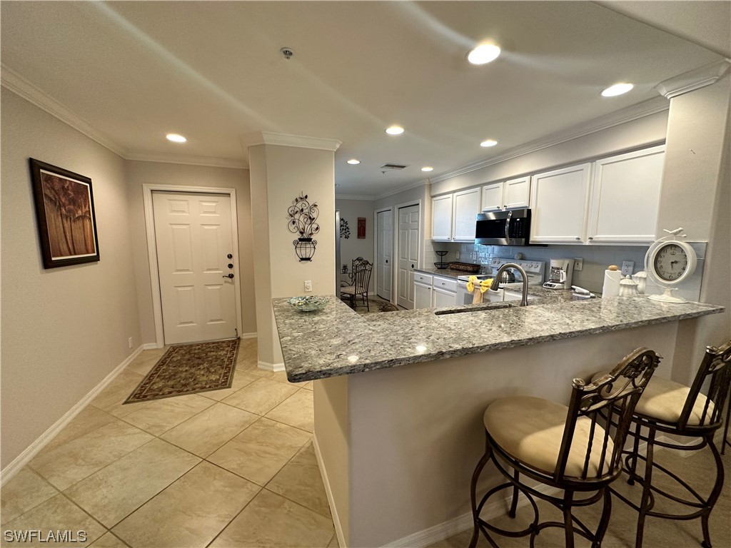 9100 Southmont Cove #202 Fort Myers FL 33908 223058053 image1