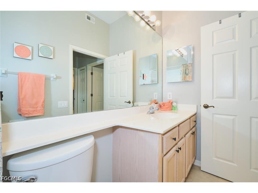 9100 Southmont Cove #302 Fort Myers FL 33908 2026014568 image48