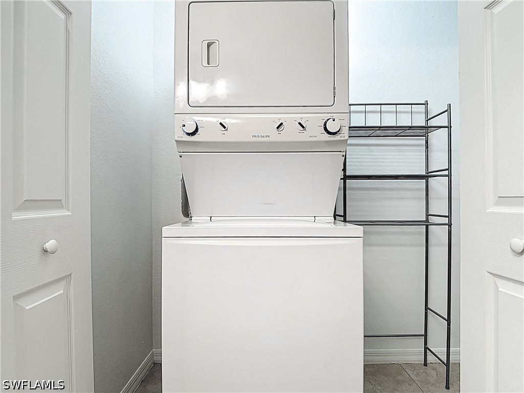 9101 Gervais Circle #1705 Naples FL 34120 226021916 image19