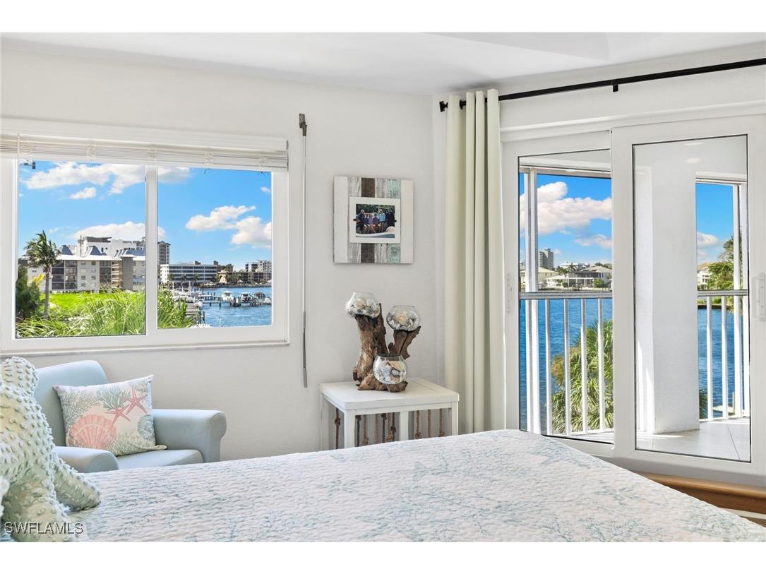 9101 Vanderbilt Drive #302 Naples FL 34108 225073772 image17